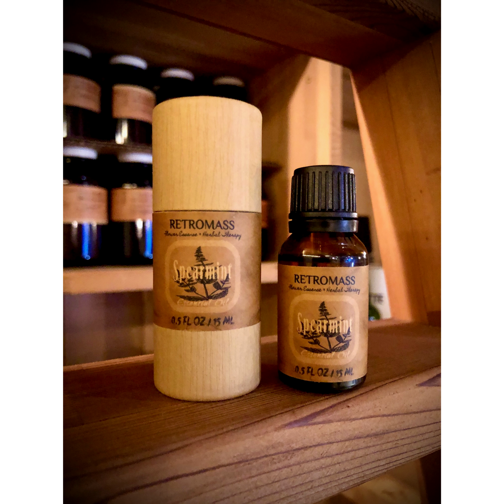 Spearmint Essential Oil by Retromass